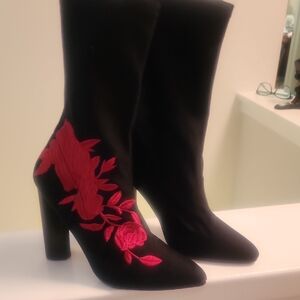Chic Black and Red Floral Women's Heeled Boots